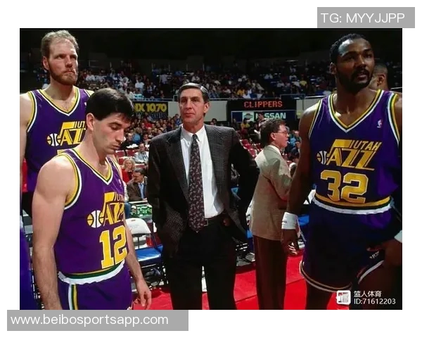 怀念传奇球员迈克尔雷理查德森逝世享年70岁致敬其辉煌篮球生涯