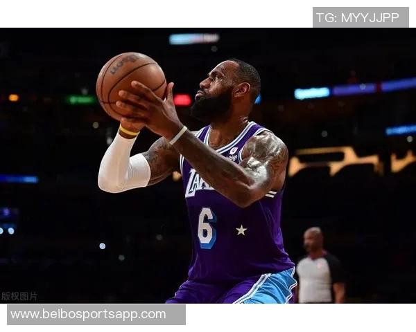 米西表现出色6投5中轻松斩获10分6篮板3助攻1抢断2盖帽正负值高达18