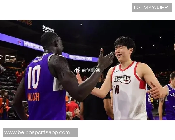 布克谈中国之行无时差反应球队节奏明显加快提升表现